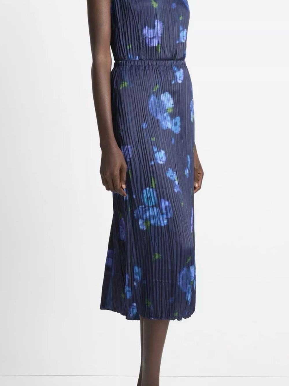 NWT Vince Poppy Blur Crushed Satin Column Midi Skirt - Medium - $428 - Picture 3 of 5